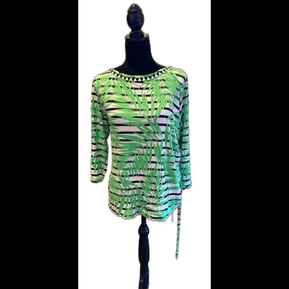 Lark Lane Blouse Plus Size XL Top Green Tropical Leaf Pattern Embellished Neck - Picture 1 of 10